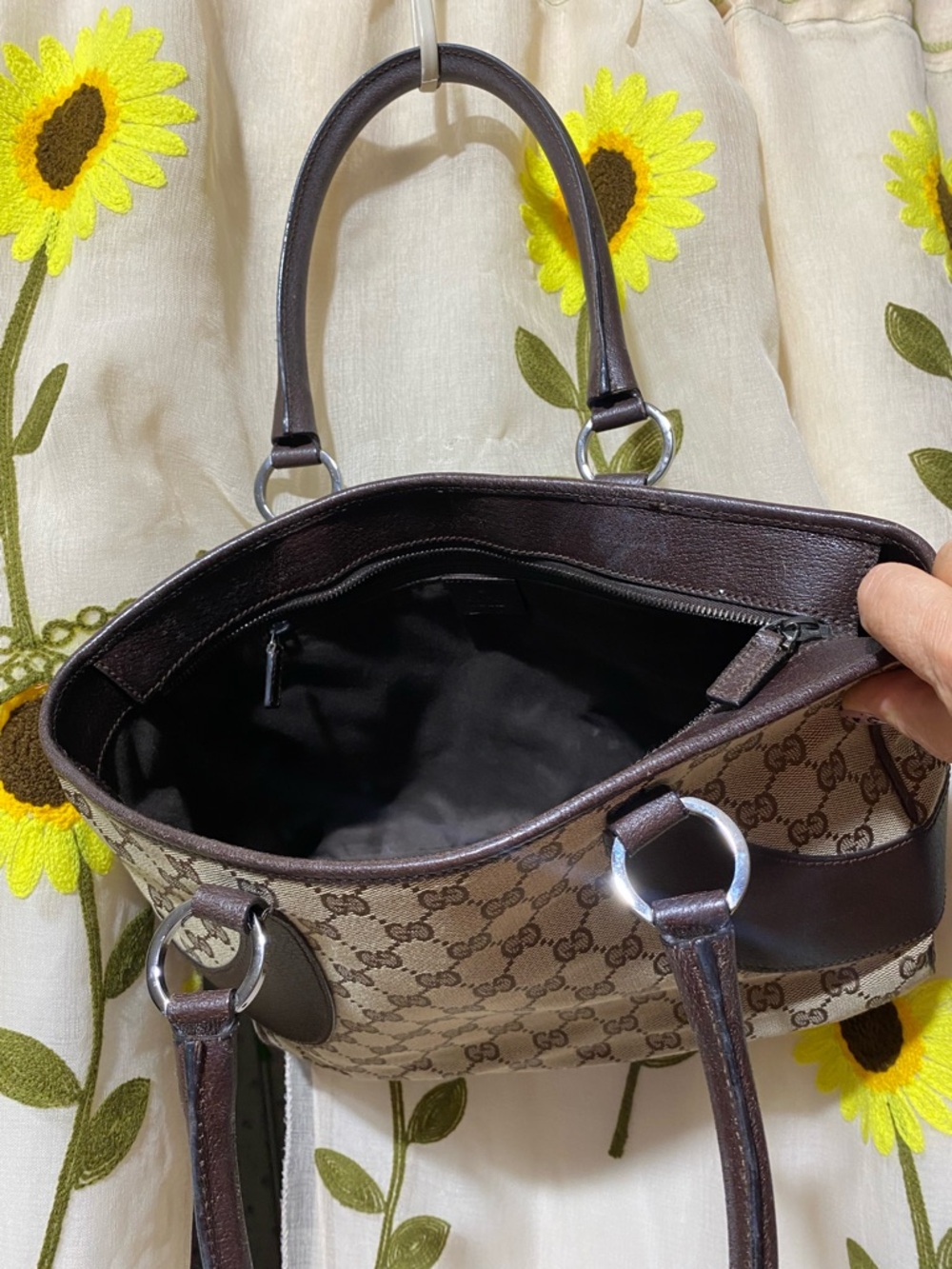 Gucci Brown GG Canvas Tote with Dark Brown Leather Trim - Picture 4 of 6